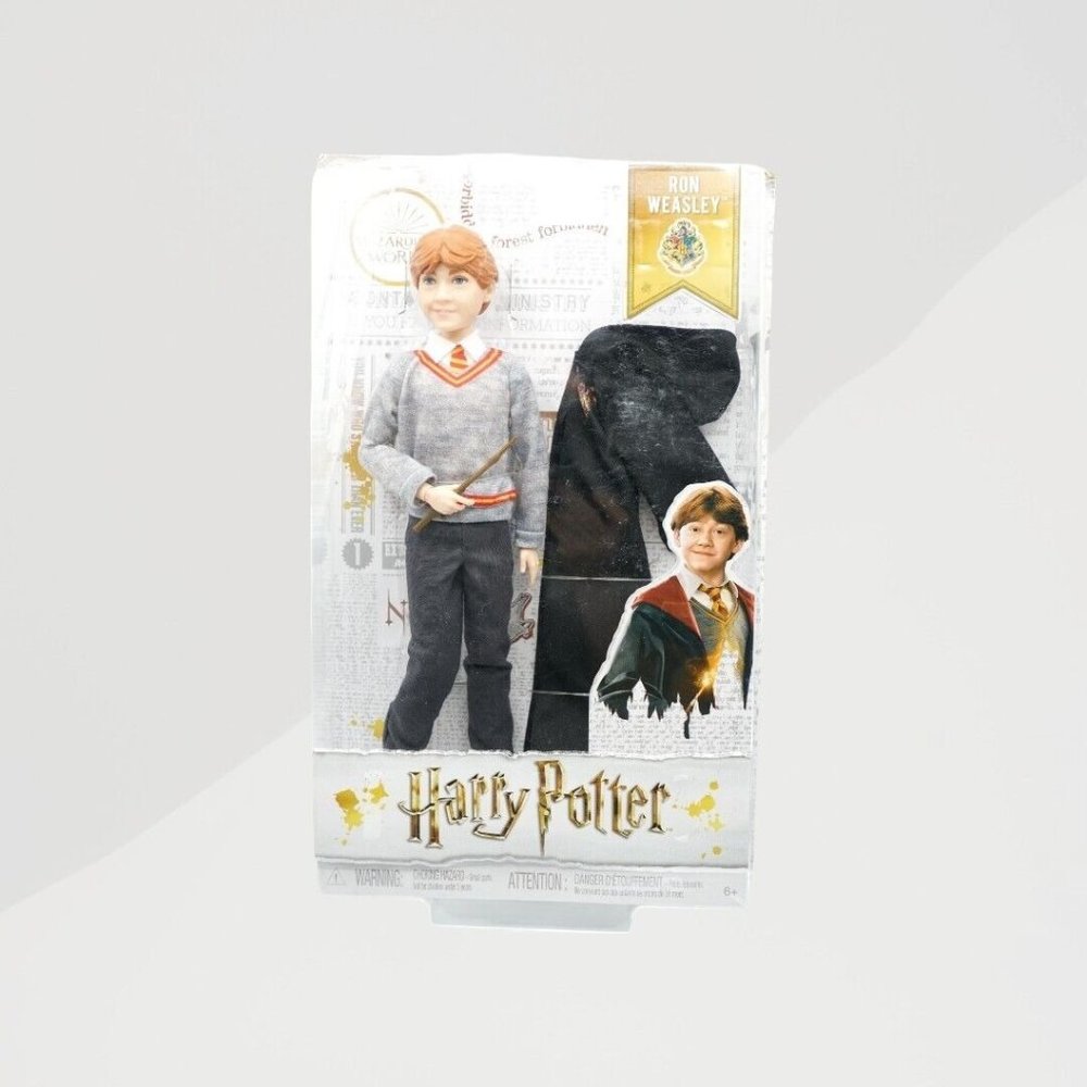WIZARDING WORLD OF HARRY POTTER RON WEASLEY 10" ACTION FIGURE WITH WAND AND ROBE